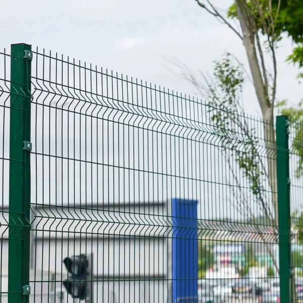 WIRE FENCE