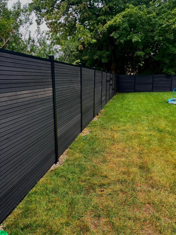 COMPOSITE FENCE