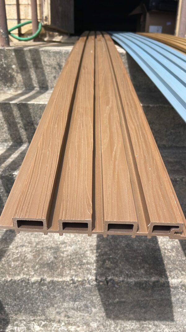 WALL PANEL WALNUT