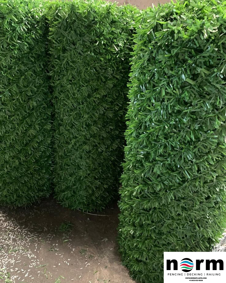 Beautiful composite fencing in Atlanta property