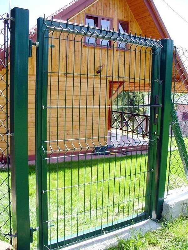 Commercial Wire Panel Fence - 6ft by 8ft - Image 6